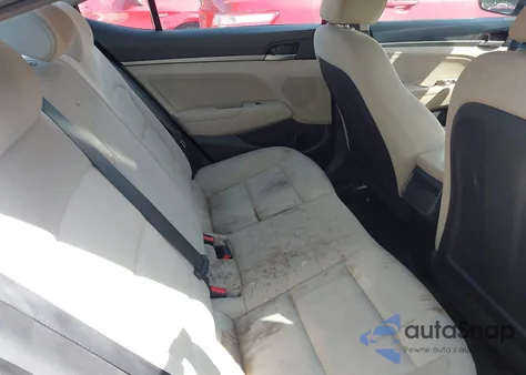 2017 Hyundai Elantra Se из США, поврежденный, VIN KMHD84LFXHU189449